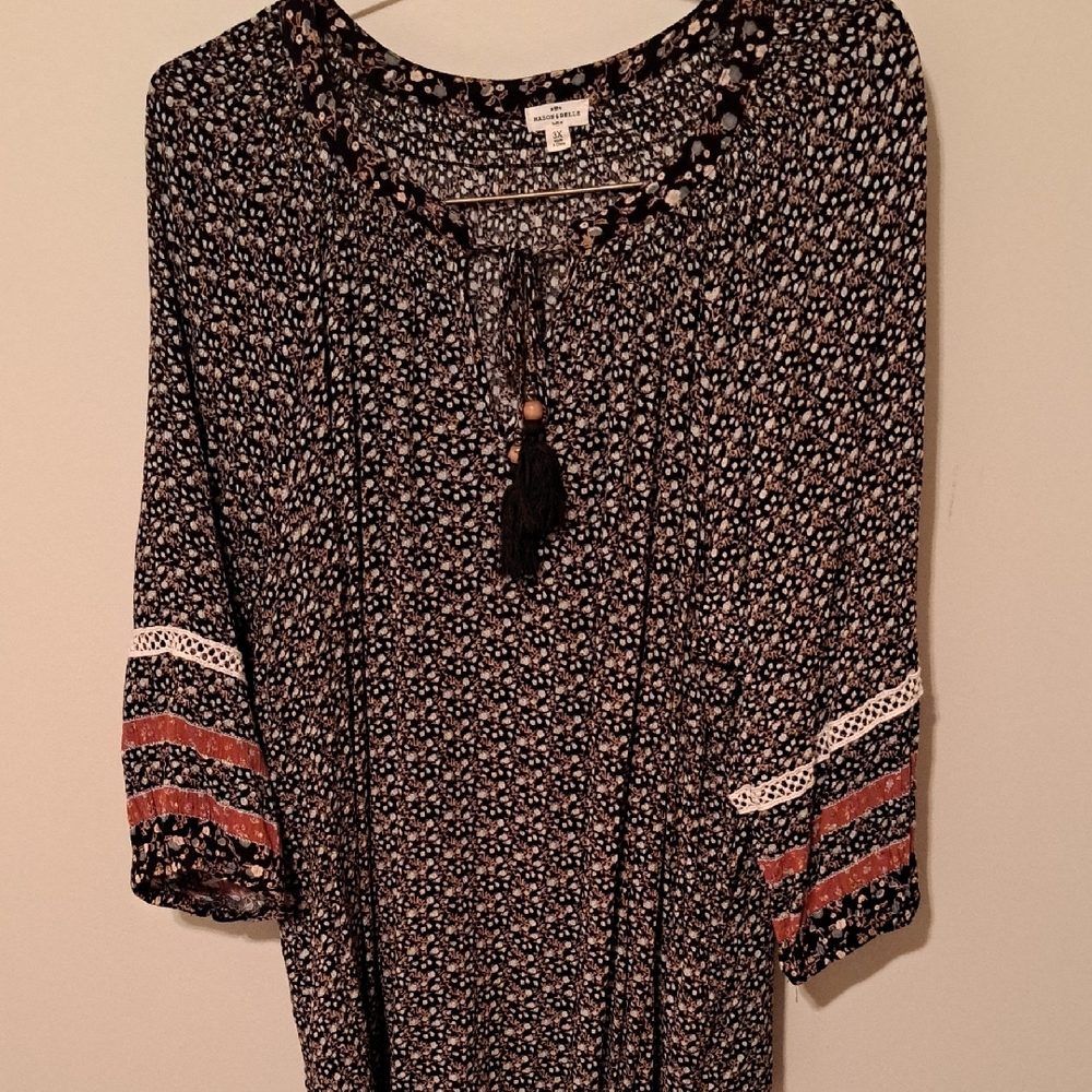 Mason And Belle Black and White Blouse with Burnt Organge Stripes.  Size 3X
